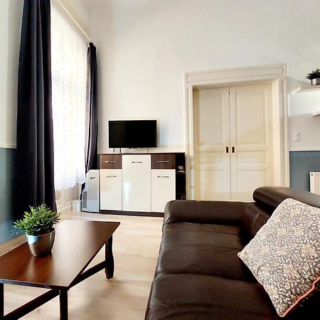 Eoetvoes Apartman Budapest Eksteriør billede