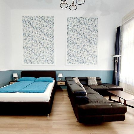 Eoetvoes Apartman Budapest Eksteriør billede