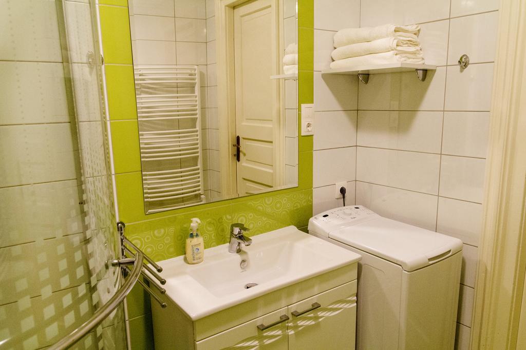 Eoetvoes Apartman Budapest Værelse billede