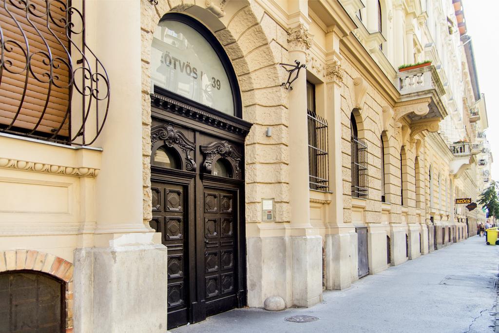 Eoetvoes Apartman Budapest Værelse billede